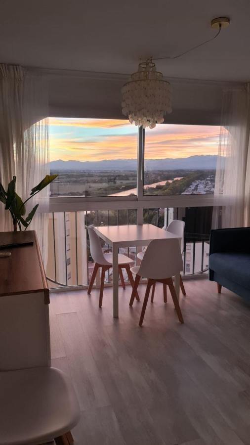 Four Seasons Apartment Емпуриабрава Екстериор снимка
