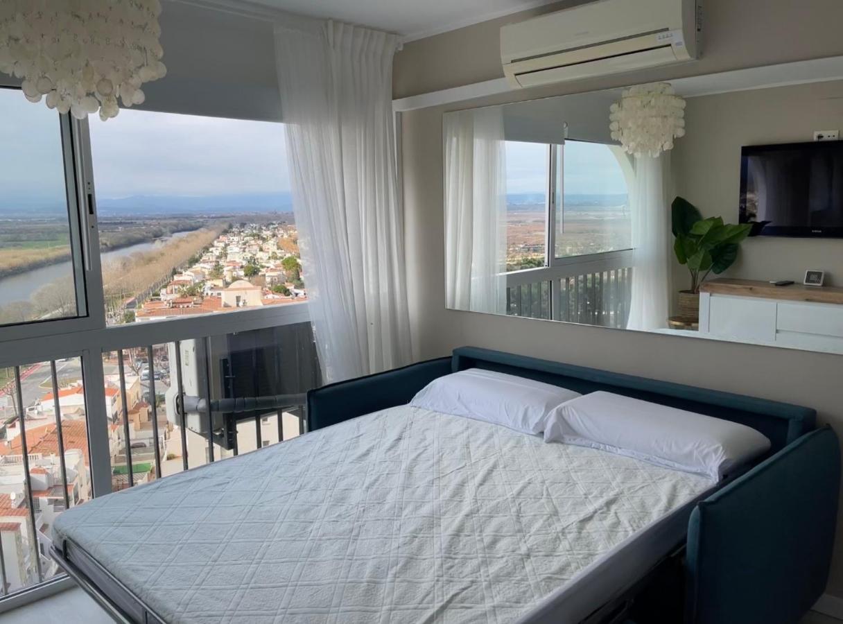 Four Seasons Apartment Емпуриабрава Екстериор снимка